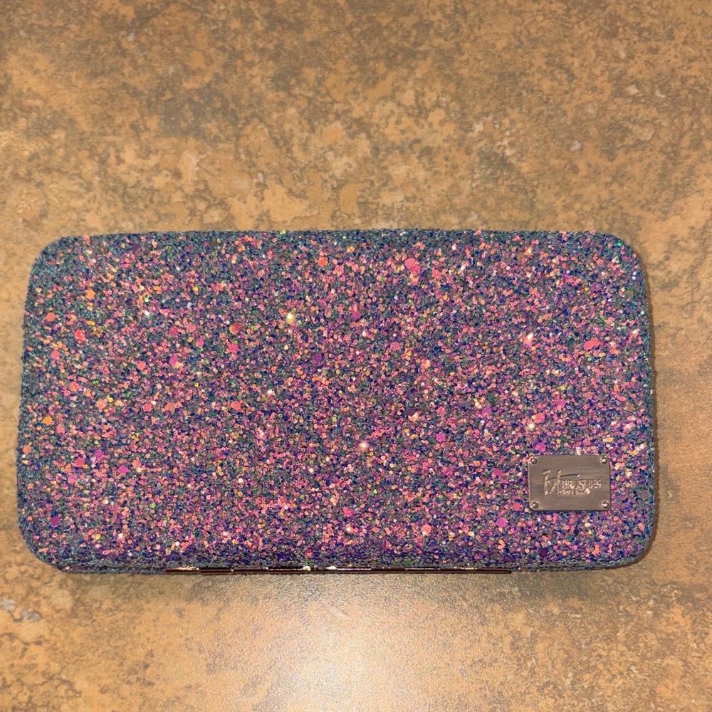 IT Cosmetics for Ulta Glitter Makeup Brush Clutch Case